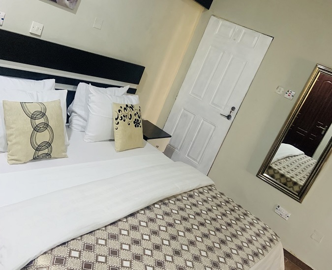 /web/uploads/116/DaySpring Hotel Abuja/room-photos/Executive Room/dayspring standard EX. M.jpg